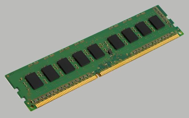 Hàng chân cắm của RAM DDR3 hoàn toàn phẳng
