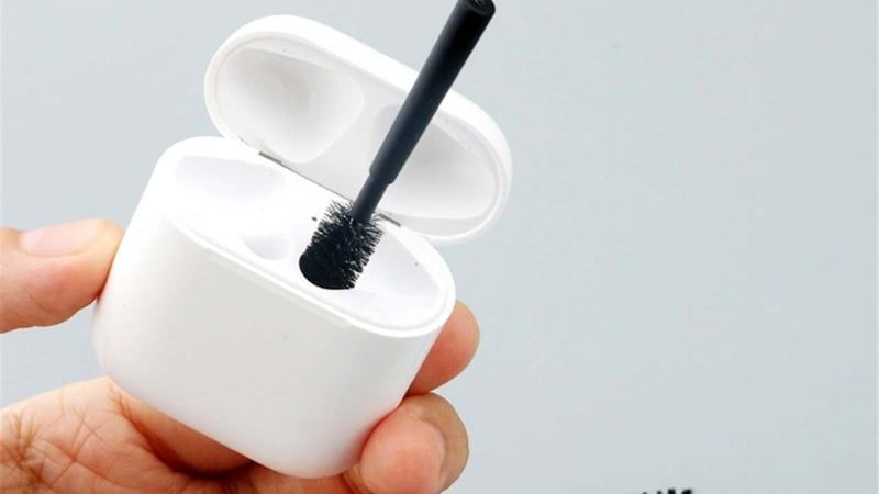 Vệ sinh tai nghe không dây đúng cách