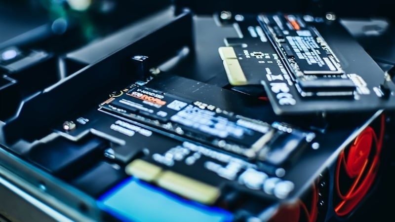 Bạn nên mang máy đến các đại lý ủy quyền