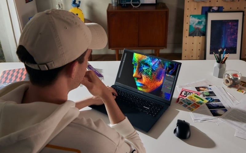 Màn hình 120Hz dành cho nhà sáng tạo nội dung và editor video