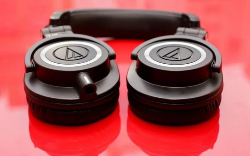 Tai nghe Audio Technica là thiết bị âm thanh cao cấp đến từ Nhật Bản