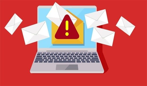 Thận trọng với Email và Tệp đính kèm lạ