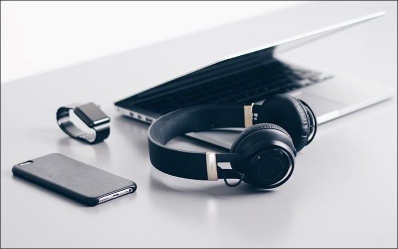 Burn-in là phát âm liên tục để chạy rà&nbsp;driver, giúp tai nghe mới hoạt động ổn định