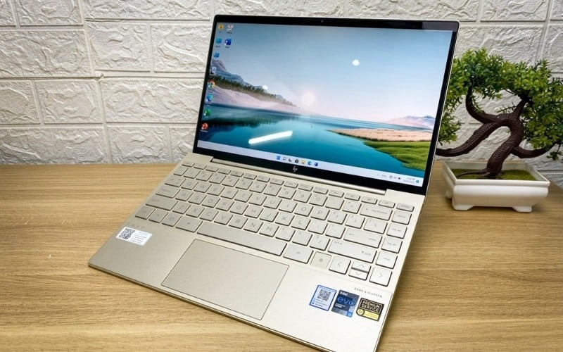 HP Envy nổi bật với thiết kế nhôm nguyên khối tinh xảo