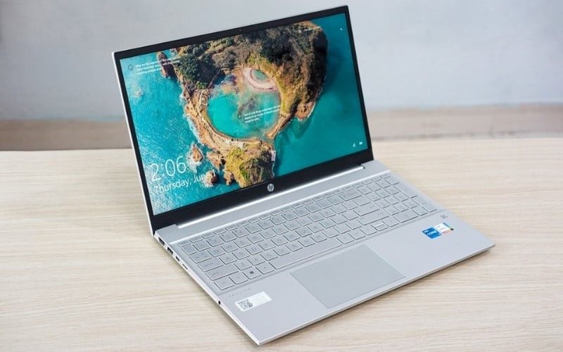 Các tiêu chí về màn hình khi lựa mua laptop