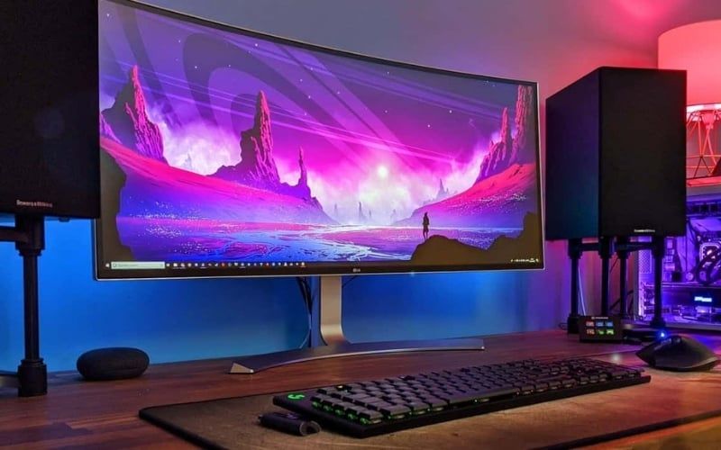 Màn hình máy tính là thiết bị hiển thị hình ảnh từ PC hoặc laptop