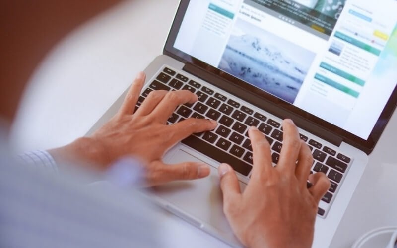 Ký tự a còng được sử dụng phổ biến trong cuộc sống hằng ngày