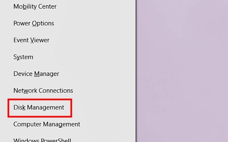 Nhấn chuột phải vào Start, chọn Disk Management