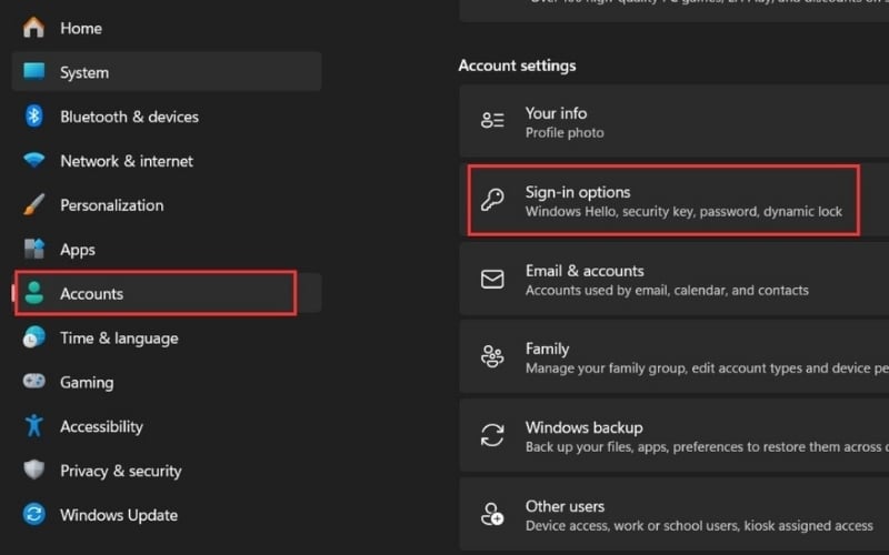 Chọn Accounts, sau đó nhấn vào mục Sign-in options