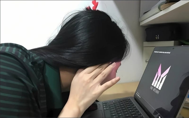 Quạt tản nhiệt phát ra tiếng ồn lớn khi thực hiện tác vụ cơ bản