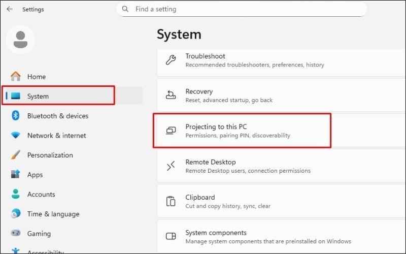 Chọn&nbsp;Projecting to this PC để kích hoạt tính năng