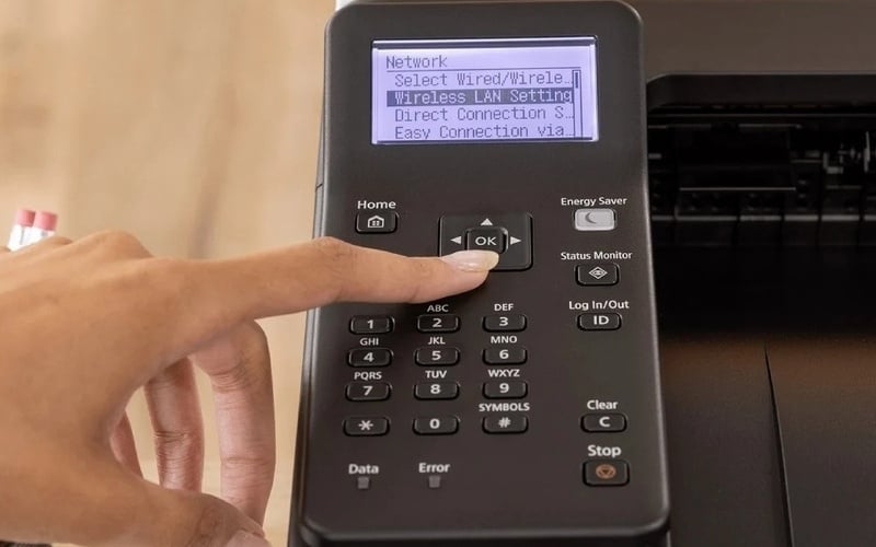 Truy cập vào Menu LCD để chọn thiết lập mạng