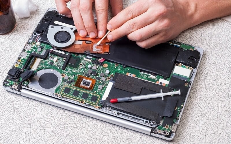 Nếu sự cố vẫn tiếp diễn, hãy mang máy đi kiểm tra và sửa chữa phần cứng