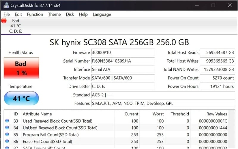 Kiểm tra ổ cứng bằng CrystalDiskInfo