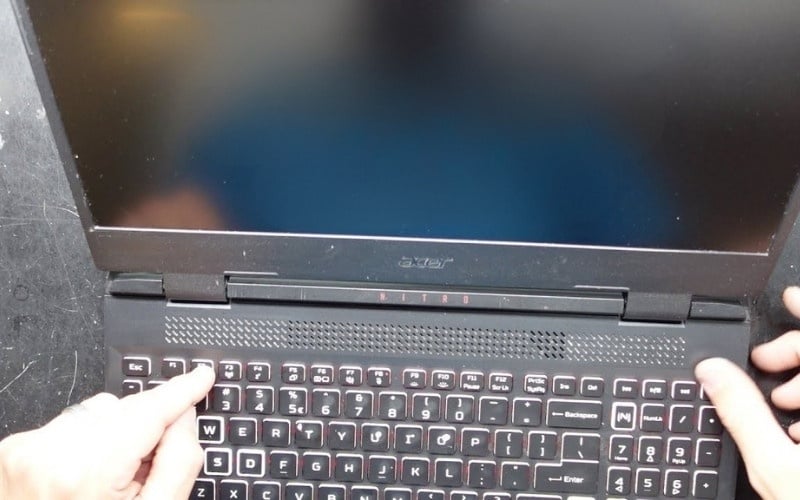 Phím tắt phổ biến trên các dòng laptop gaming Acer là F2 hoặc phím Del (Delete)