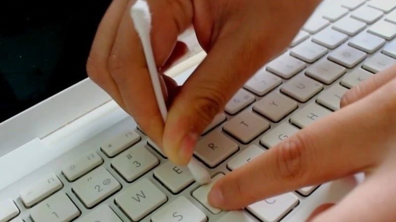 Việc này không tác động đến phần mềm hay dữ liệu lưu trữ trên máy