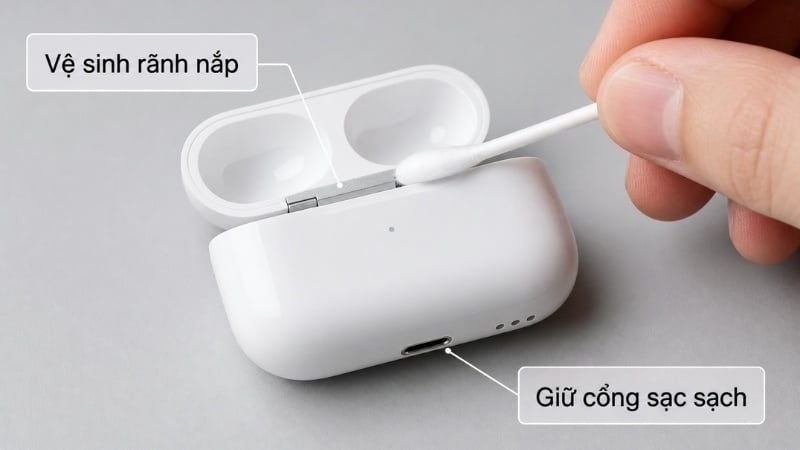 Cách vệ sinh hộp sạc sạch bụi và an toàn