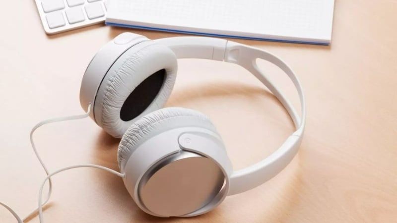 Tai nghe bị xước màng loa do vệ sinh sai cách sẽ không được bảo hành