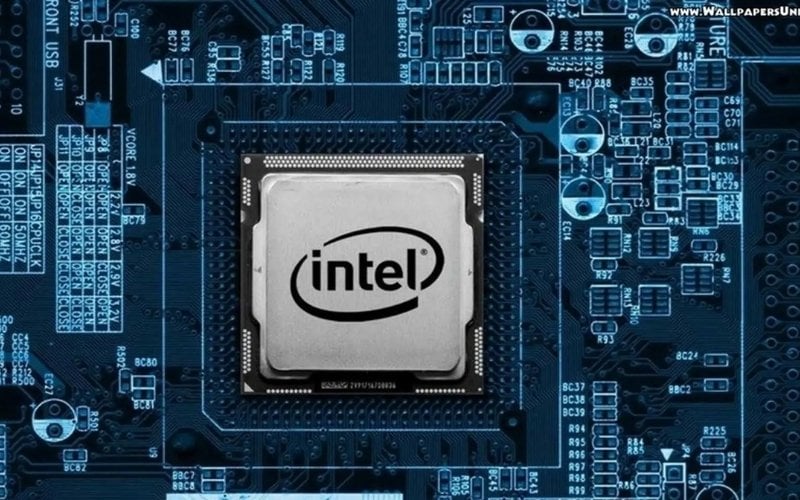 Card onboard là bộ xử lý đồ họa được tích hợp sẵn ngay bên trong con CPU