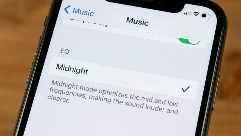 Tùy chỉnh EQ trong ứng dụng Nhạc