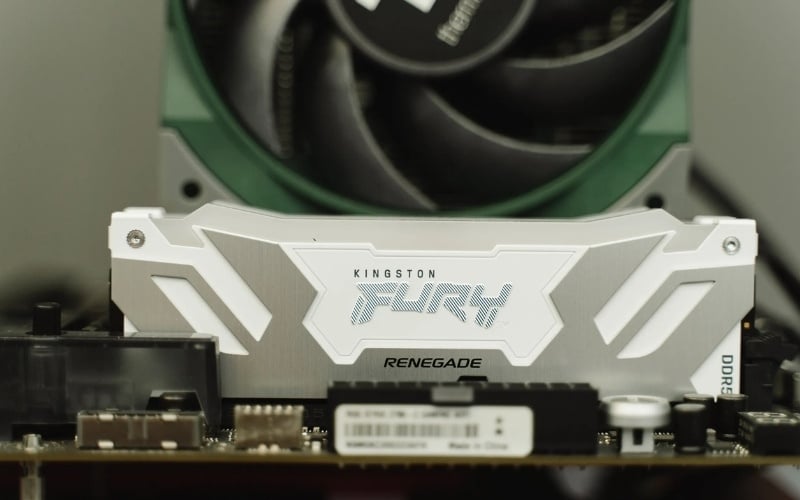 Giới thiệu về Kingston FURY Renegade