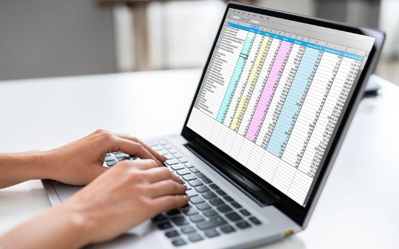 Laptop giúp hoàn thiện kỹ năng tin học văn phòng