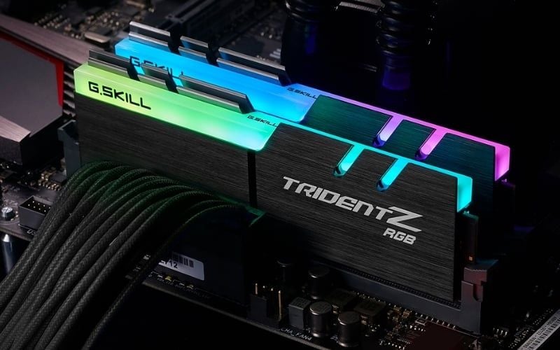 Người làm sáng tạo nội dung nên dùng RAM 32GB để chạy đa nhiệm mượt mà