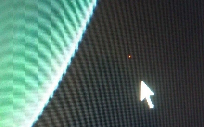 Điểm chết không&nbsp;thể hiển thị hình ảnh như các pixel khác