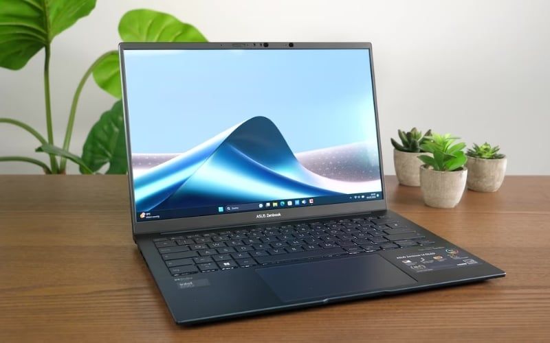 An tâm chọn PC và laptop tại GearVN, nơi mọi chi tiết từ phần cứng đến âm thanh đều được tối ưu sẵn sàng