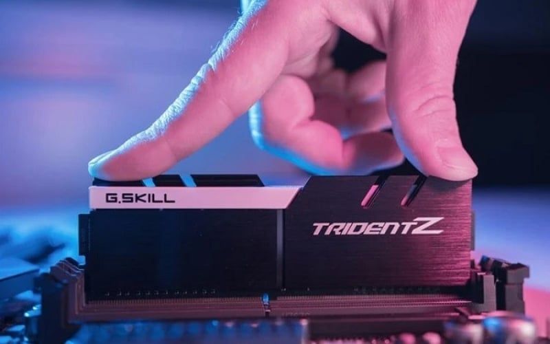 Ép xung RAM là điều chỉnh xung nhịp, độ trễ&nbsp;và điện áp để tăng tốc độ truyền dữ liệu