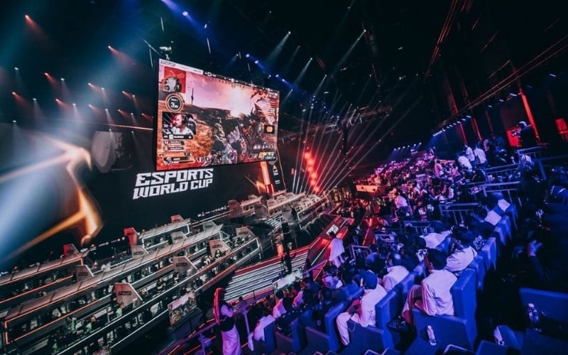 eSport là hình thức thi đấu các trò chơi điện tử mang tính đối kháng và cạnh tranh cao