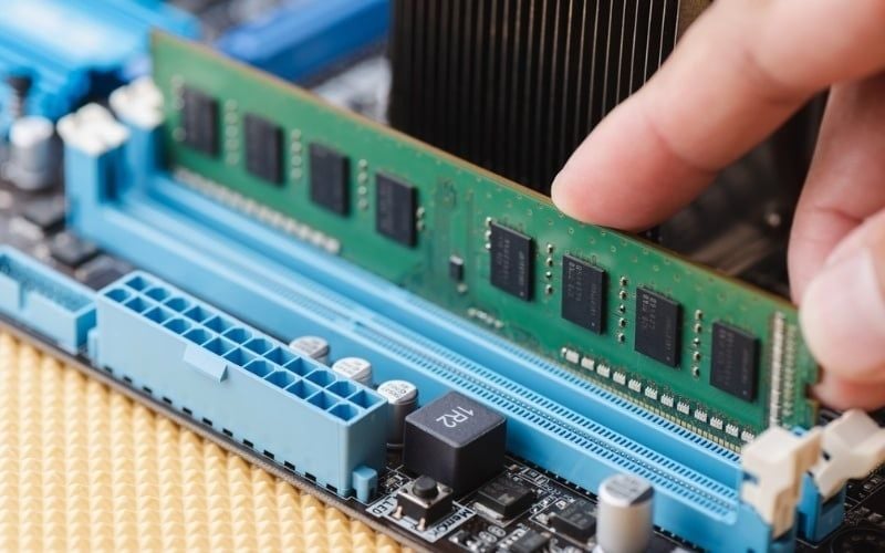 Bạn nên chọn Bus RAM cao nhất mà máy có thể hỗ trợ