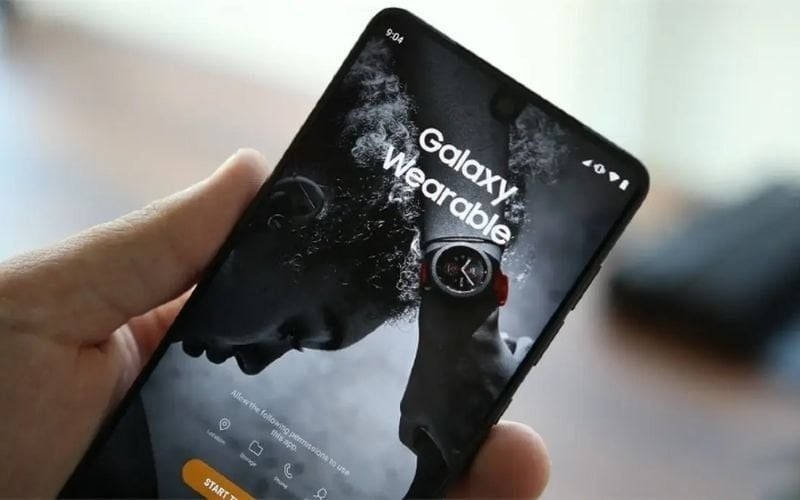 Tải ứng dụng Galaxy Wearable về điện thoại