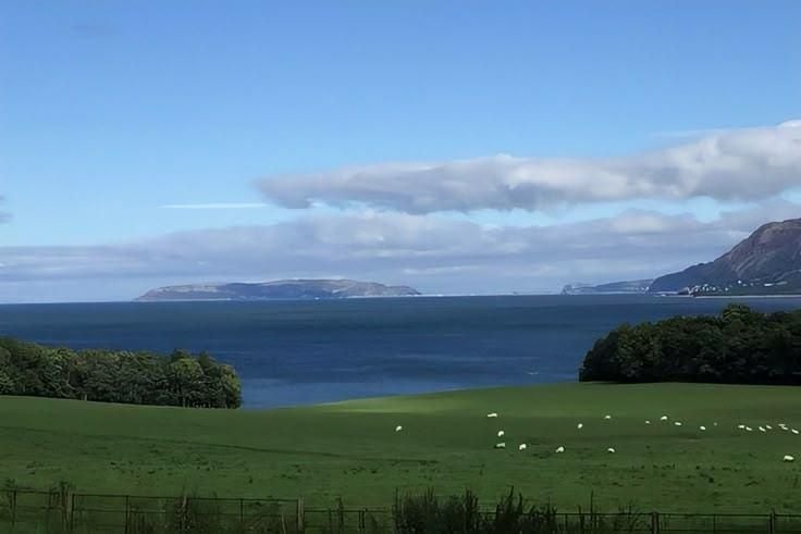 Hình nền máy tính chill theo phong cách Minimalist