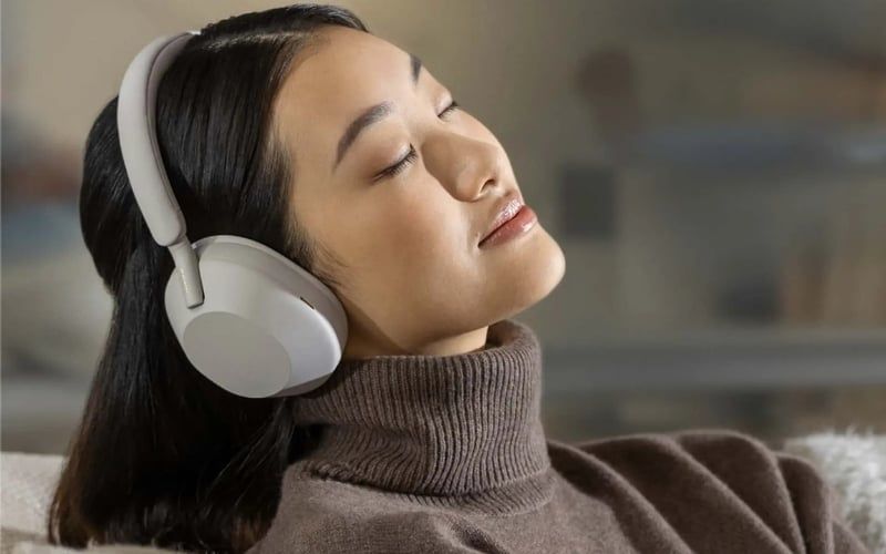 Chọn&nbsp;housing có trọng lượng, chất liệu và thoát khí phù hợp&nbsp;để&nbsp;thoải mái khi đeo lâu