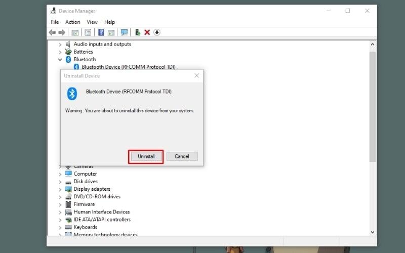 Một hộp thoại hiện ra, hãy nhấn Uninstall để gỡ cài đặt rồi cài đặt driver mới
