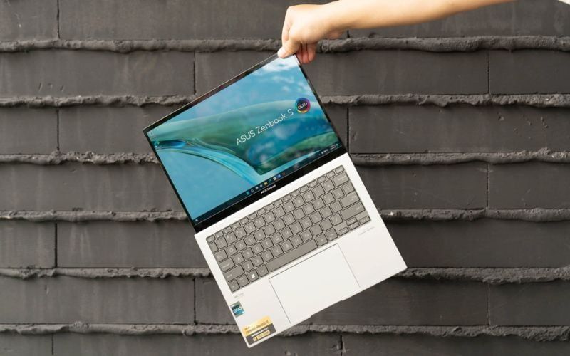 Laptop đạt chuẩn Intel Evo phải có thiết kế mỏng, nhẹ và dễ dàng mang theo