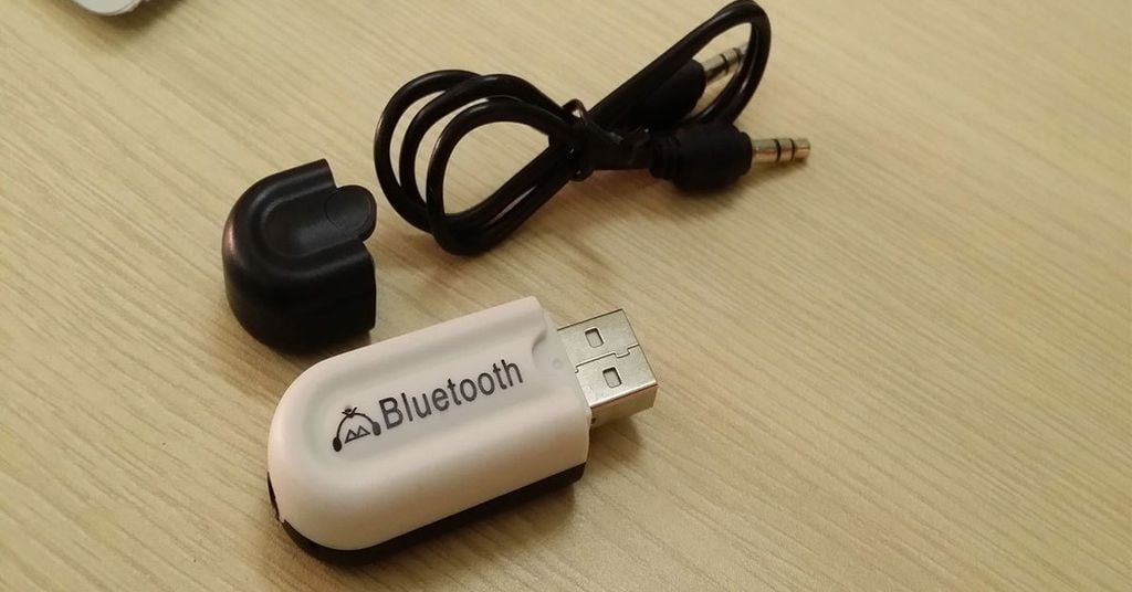Cách kết nối cho máy tính để bàn (PC) không có sẵn Bluetooth