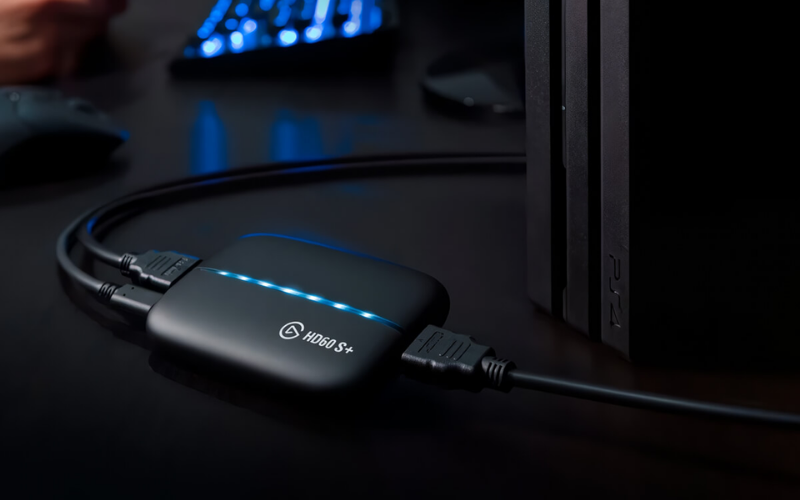 Sử dụng&nbsp;capture card như trung gian kết nối laptop và PC