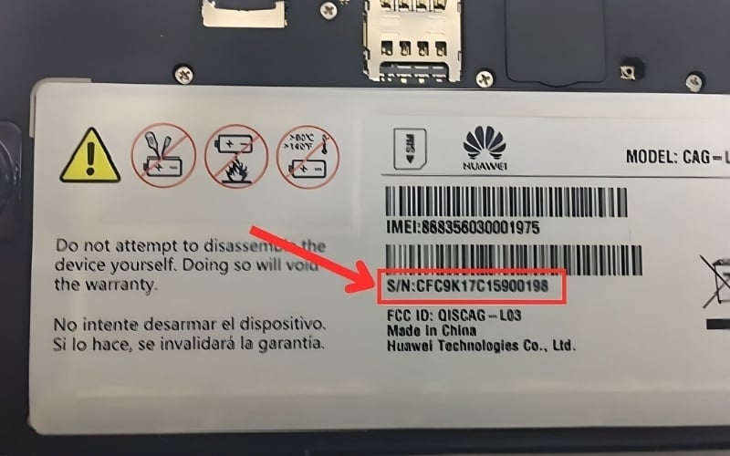 Kiểm tra thông tin trên tem dán vật lý của máy
