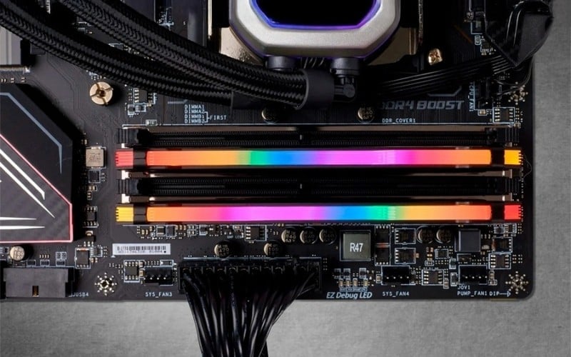 Chọn mua RAM mới có cùng thương hiệu, cùng Bus và cùng độ trễ (CL) với thanh cũ