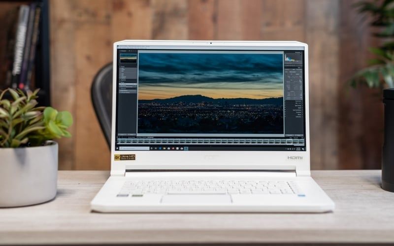 Acer ConceptD&nbsp;nổi bật với màn hình chuẩn màu và hoạt động cực êm