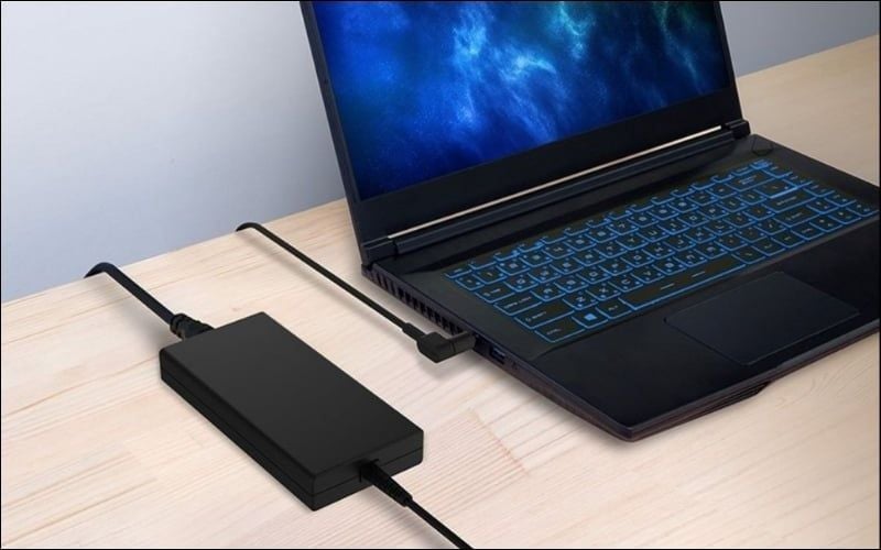 Sử dụng bộ sạc chính hãng để đảm bảo điện năng&nbsp;ổn định và phù hợp với thiết bị