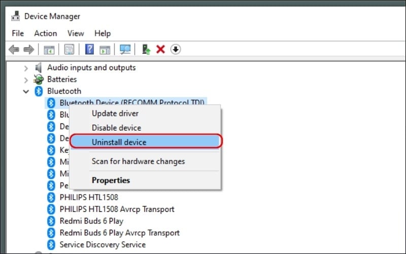 Chuột phải vào thiết bị Bluetooth và chọn Uninstall device