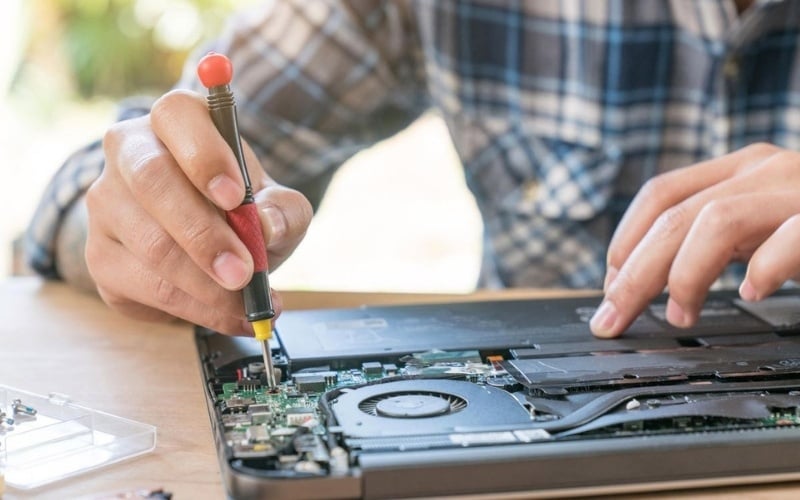 Dấu hiệu cần mang máy đến trung tâm sửa chữa