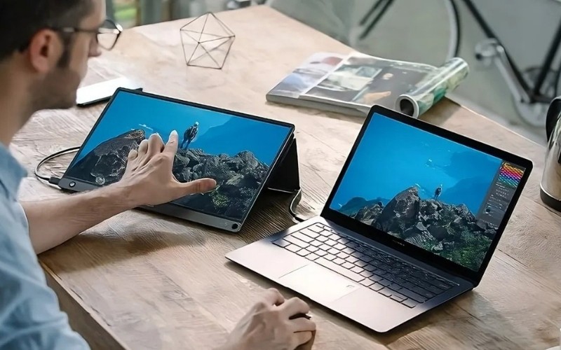 Màn hình di động giúp xử lý đa nhiệm hiệu quả hơn