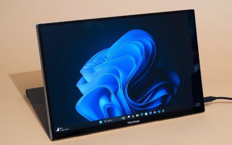 Nên chọn màn hình di động có kích thước tương đương với màn hình laptop