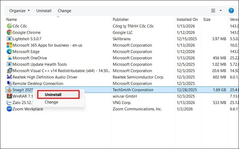 Chuột phải vào ứng dụng và&nbsp;chọn Uninstall
