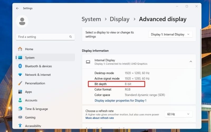 Kiểm tra mục Bit Depth để biết số bit hiện tại của màn hình