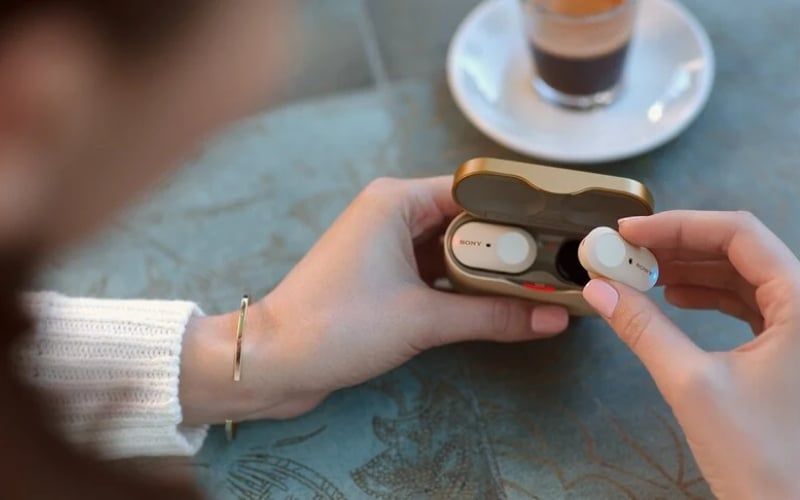 Tai nghe True Wireless&nbsp;ANC nhỏ gọn, phù hợp cho người thường xuyên di chuyển